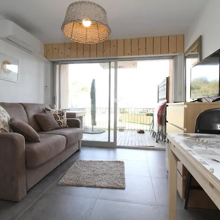 Renove Avec Grande Terrasse, Climatisation, Parking Prive, Proche Commerces Et Thermes - Fr-1-553-192 شقة *